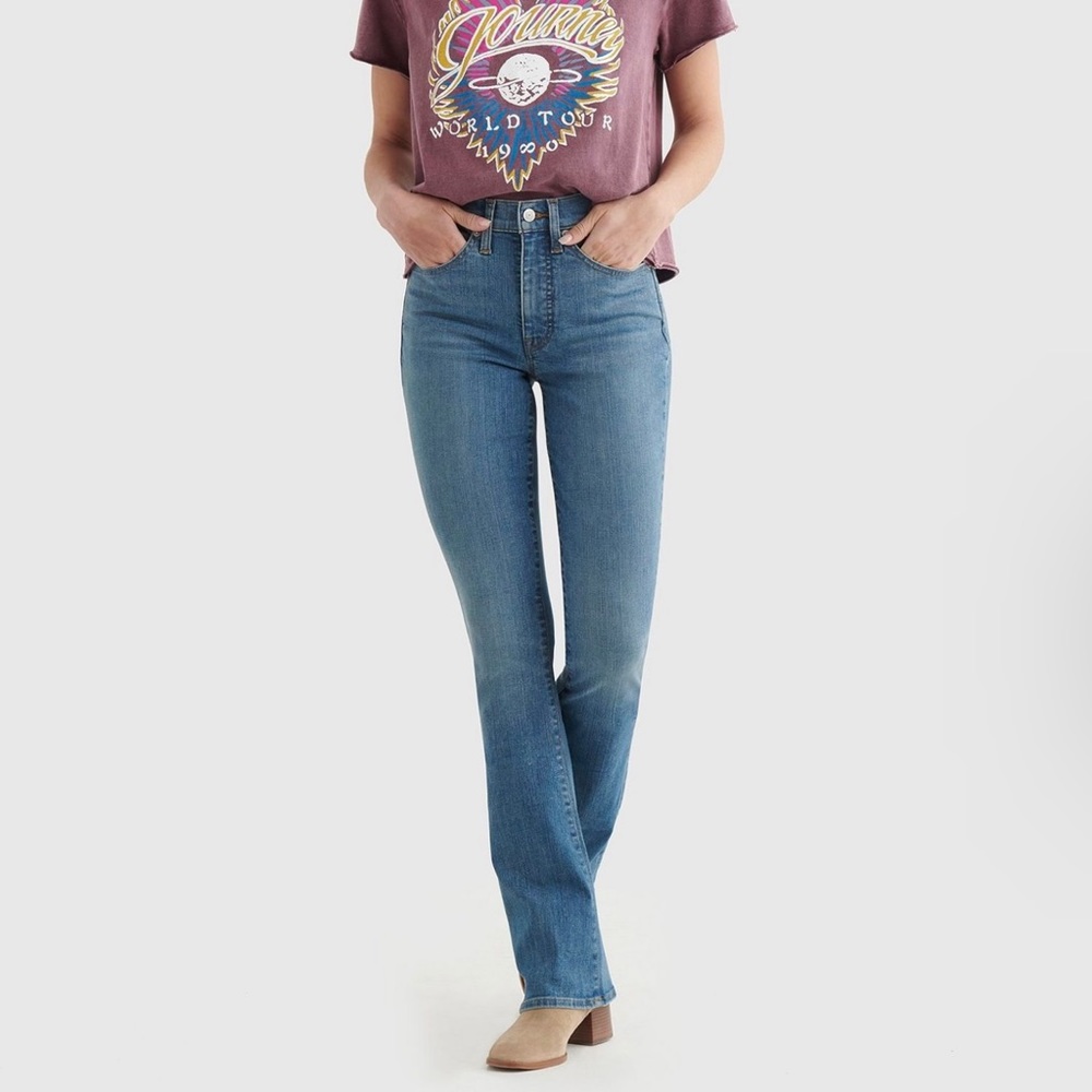 Lucky brand high rise bootcut jeans